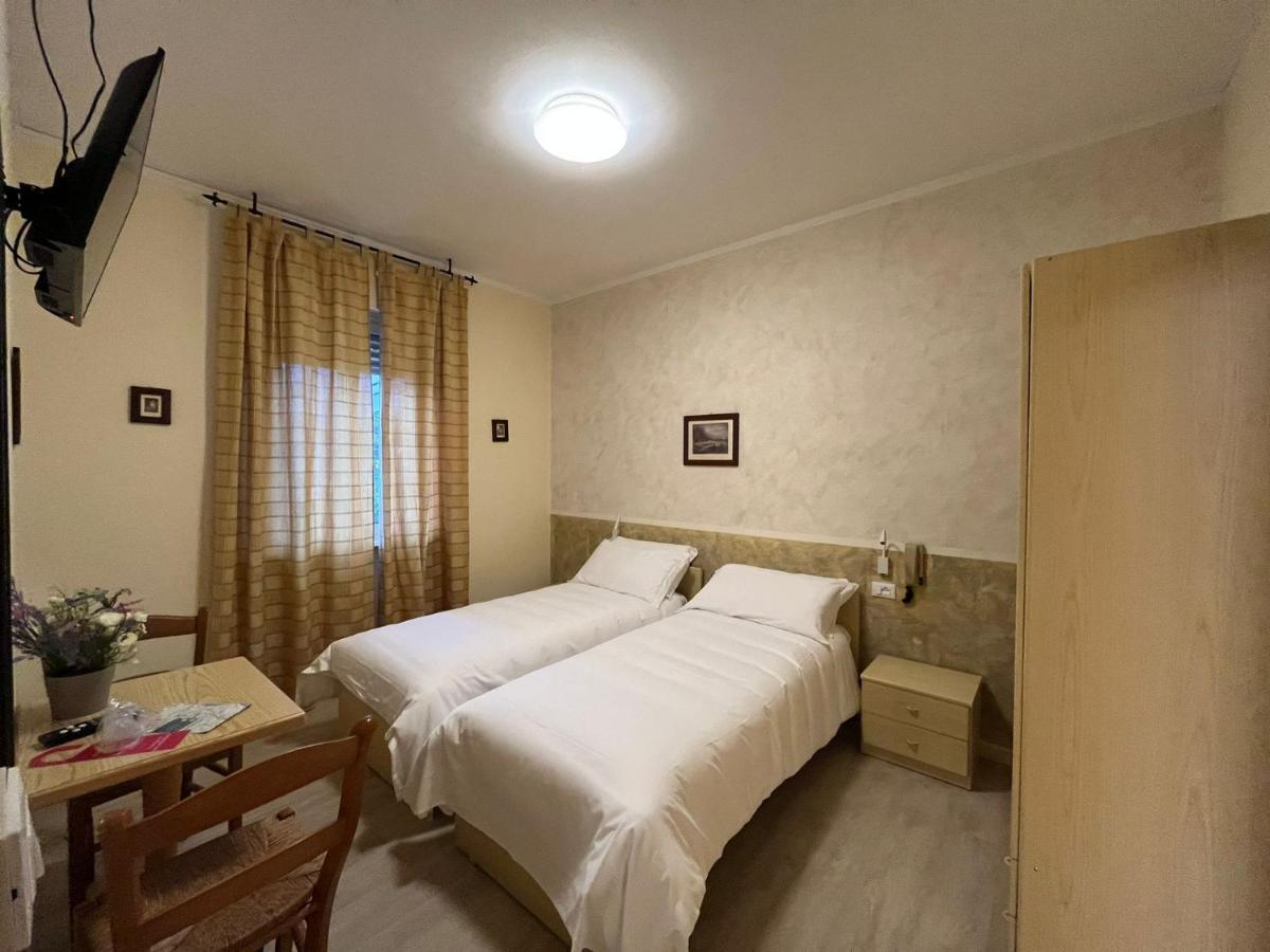 Albergo Aquila Lazise Extérieur photo